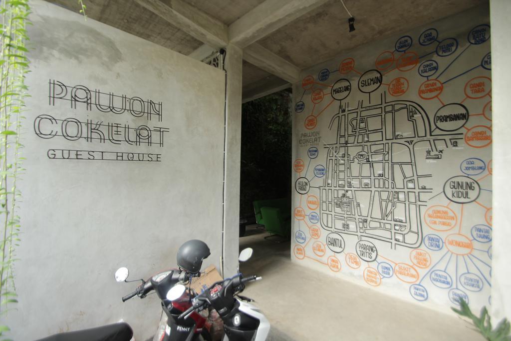 Pawon Cokelat Guesthouse Джокьякарта Экстерьер фото