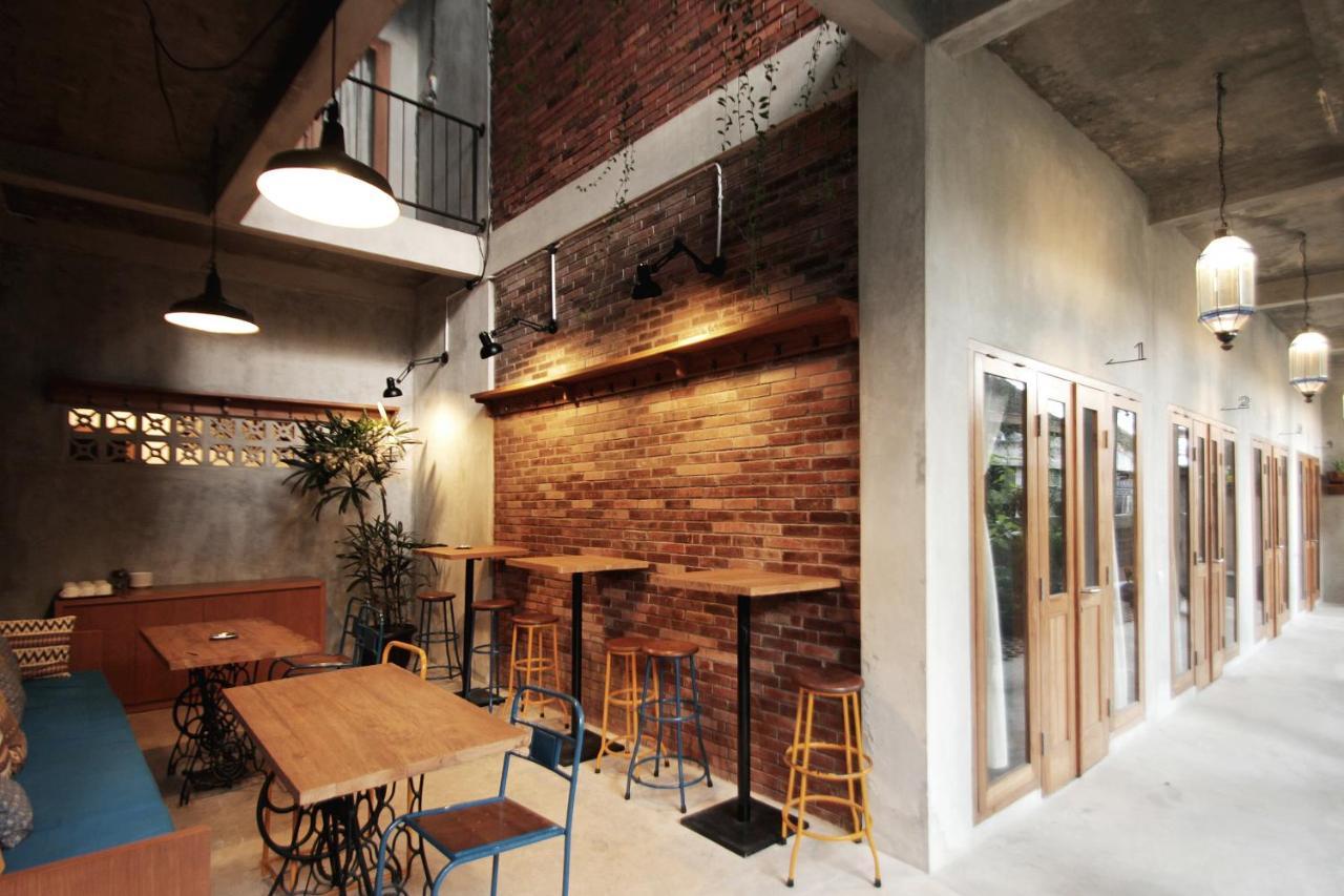Pawon Cokelat Guesthouse Джокьякарта Экстерьер фото