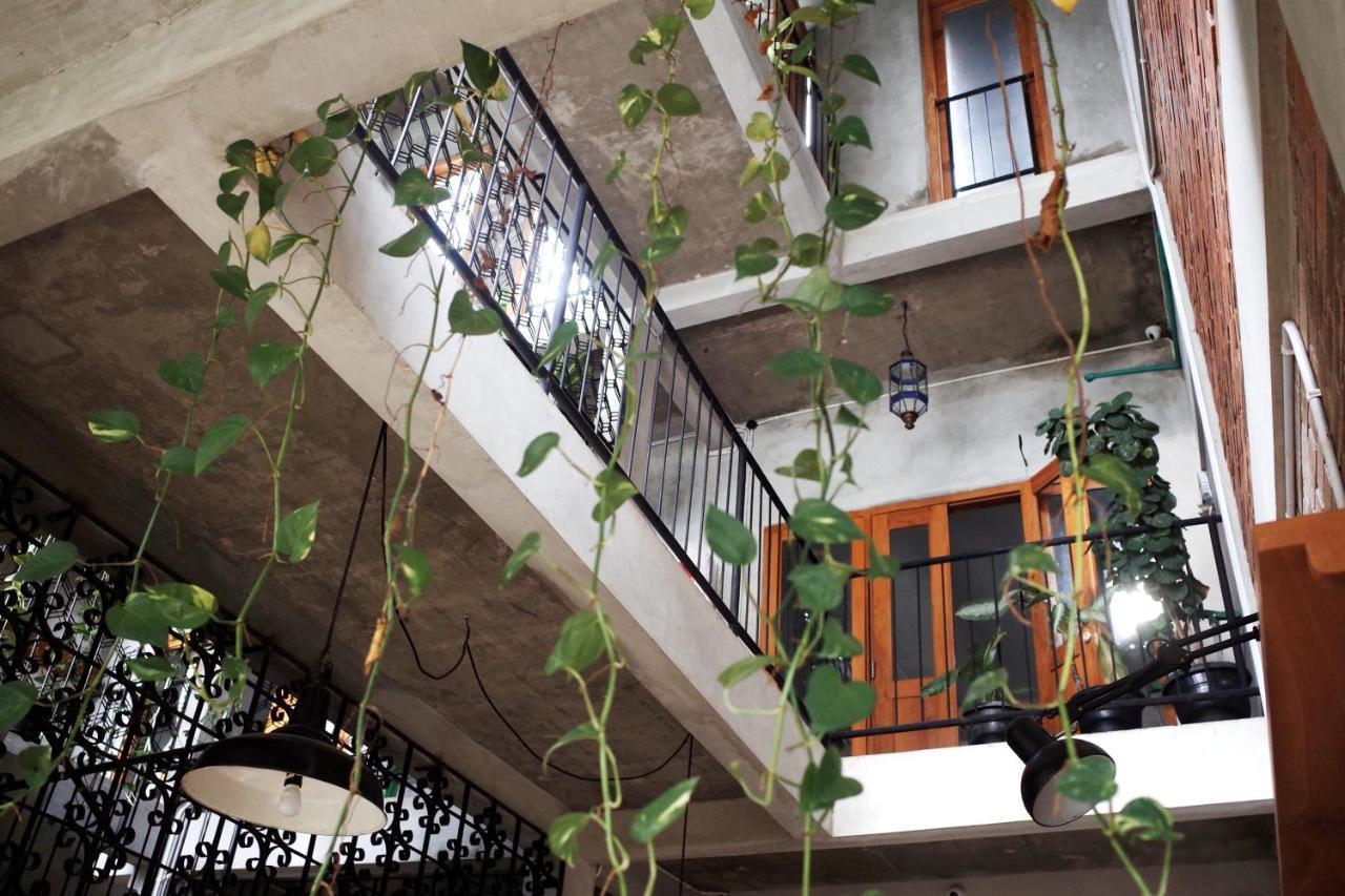 Pawon Cokelat Guesthouse Джокьякарта Экстерьер фото