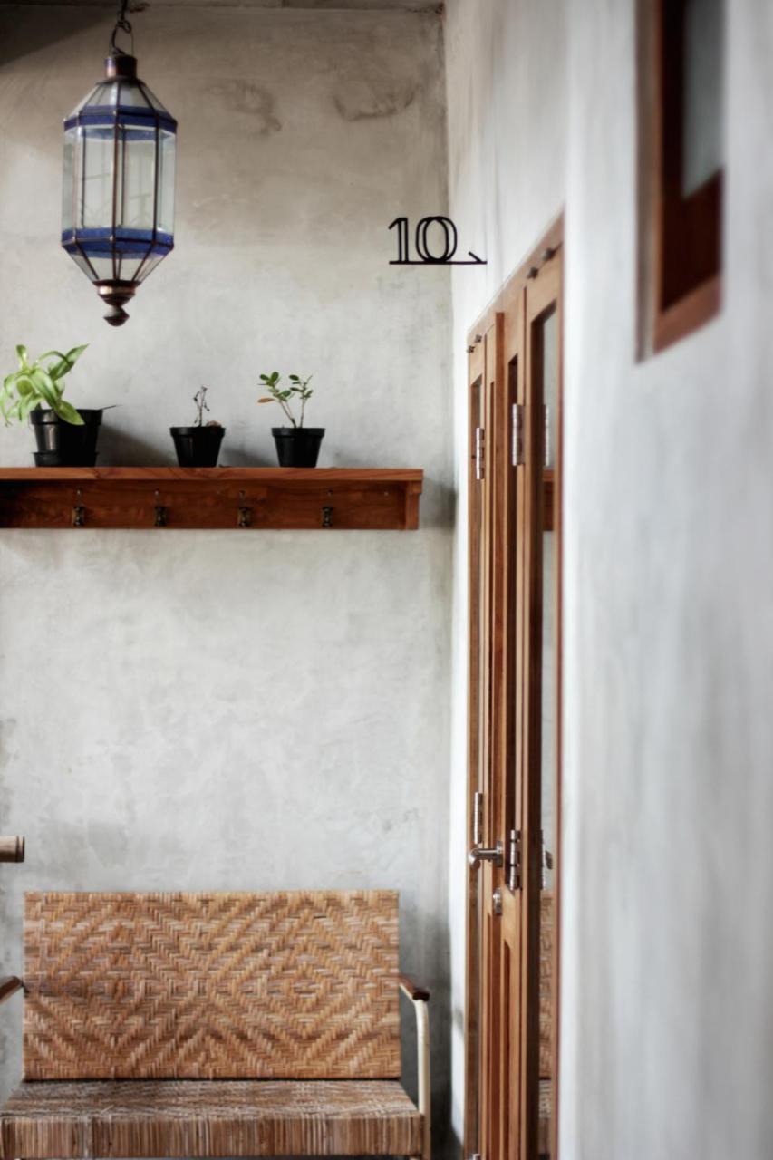 Pawon Cokelat Guesthouse Джокьякарта Экстерьер фото